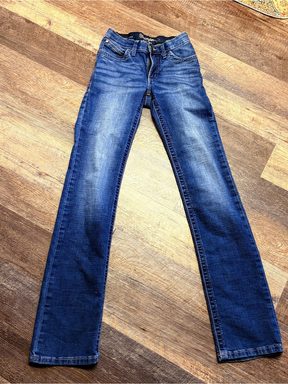 Women’s Dark Blue Stretch Straight-Leg Jeans